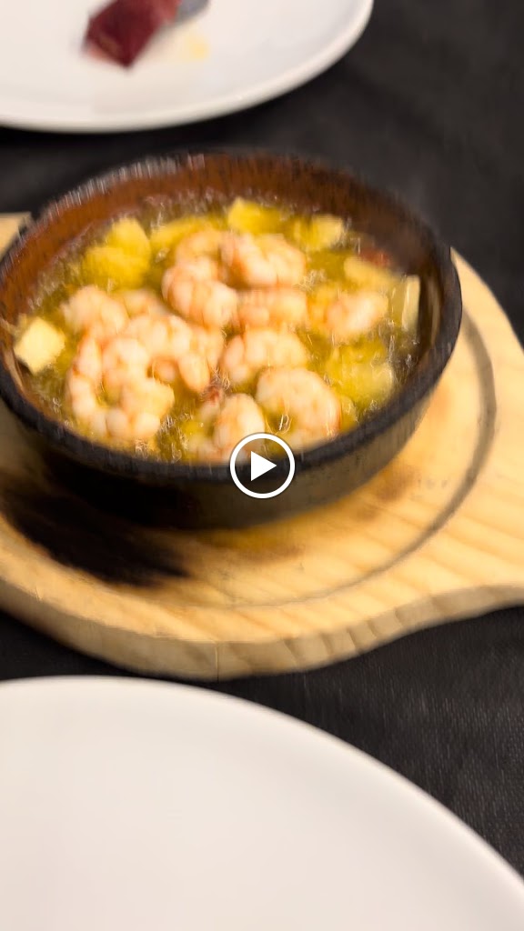 Meson Restaurante El Picaro — Videos