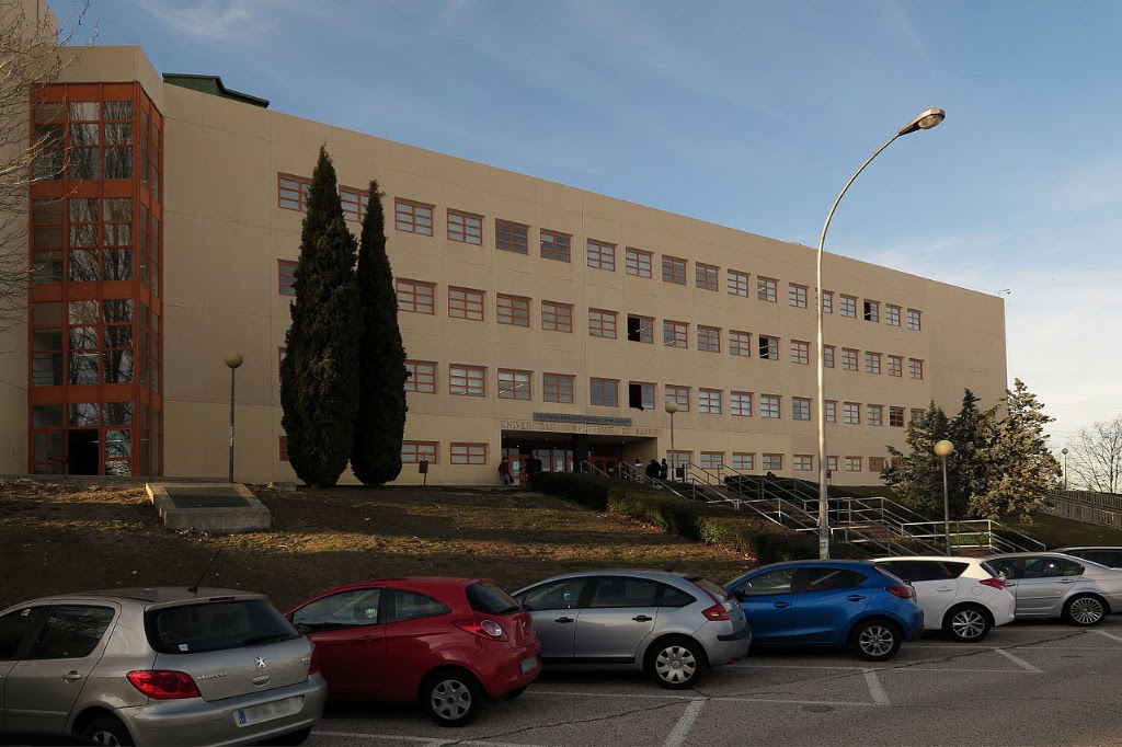 UCM Facultad de Ciencias Economicas y Empresariales — Del propietario