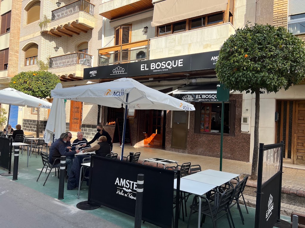LA CATEDRAL RESTAURANTE - MARISCOS - VINOS — Ambiente