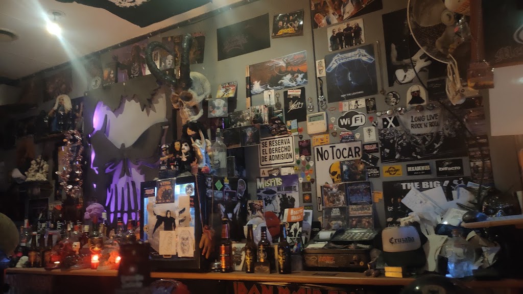Ca La Vera Rock Bar — Ambiente