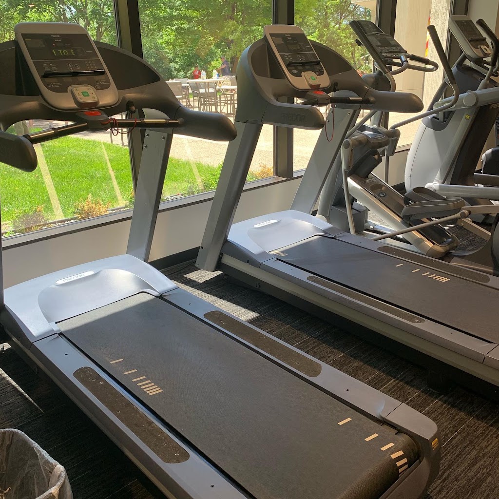  Train Right Fitness - Anderson Lakes