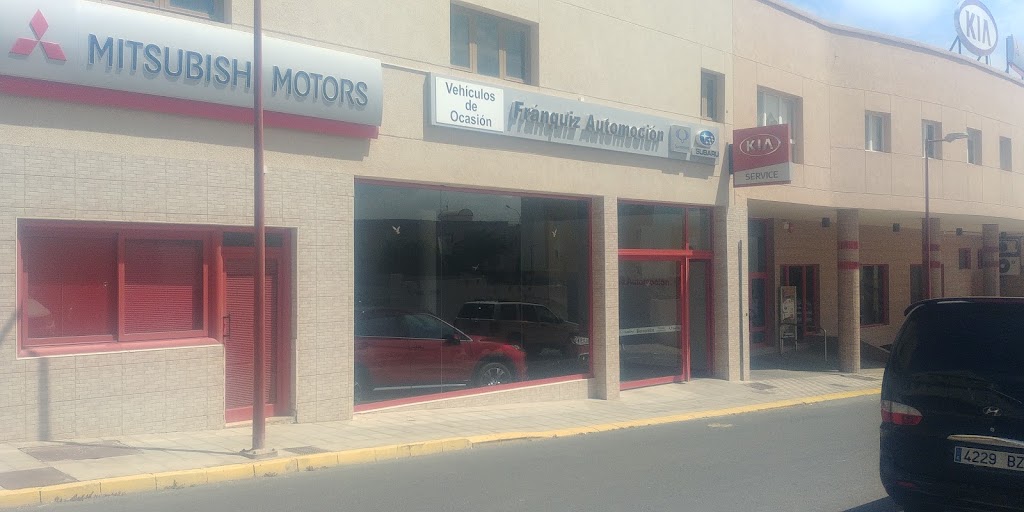 Taller de Chapa y Pintura Franquiz — Exterior