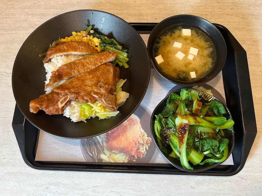 梁社漢排骨 新店建國店 的照片