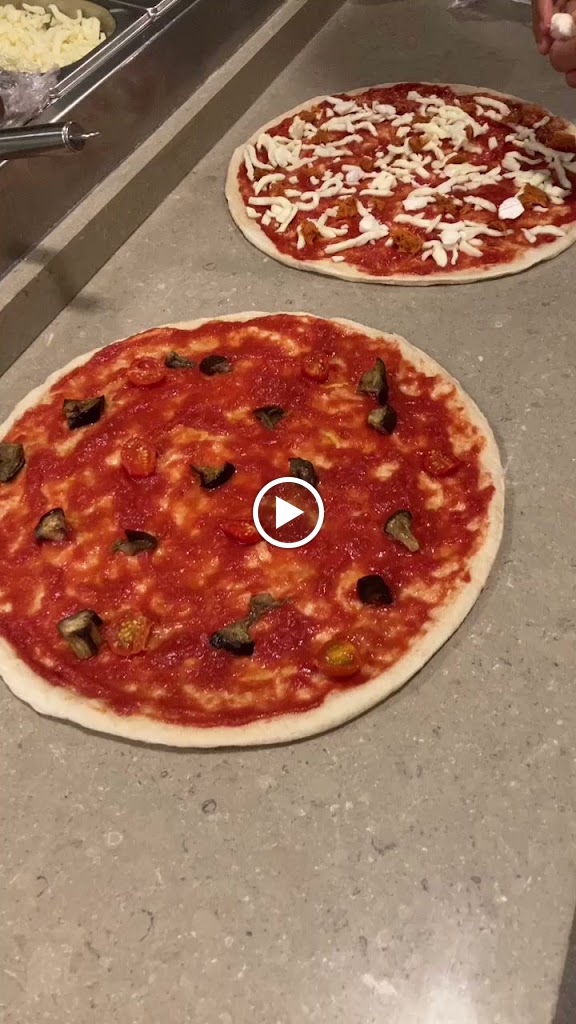 Bonissim Pizzeria — Videos