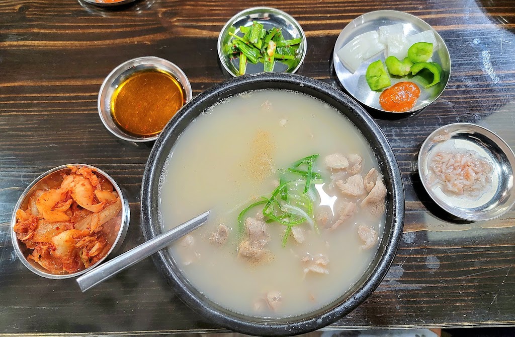 小月 釜山豬肉湯飯專賣店 的照片