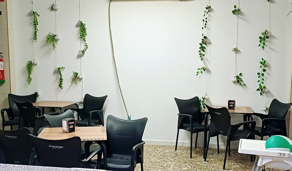 Cafe Bar El Lia de Conil — Ambiente