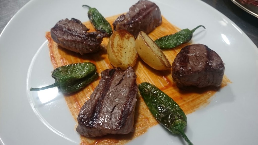 Jokel — Comida y bebida