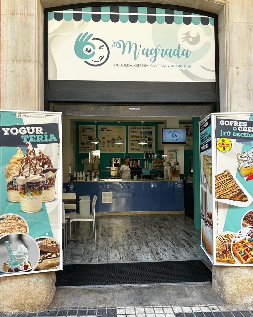Heladeria M'Agrada Yogurteria Cafeteria Creperia Villajoyosa — Helado