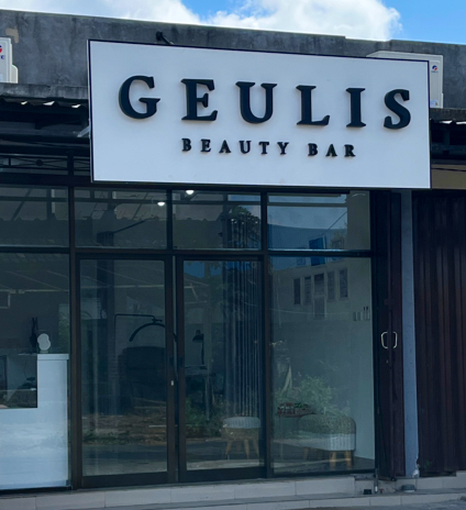 Geulis Beauty Bar Studio