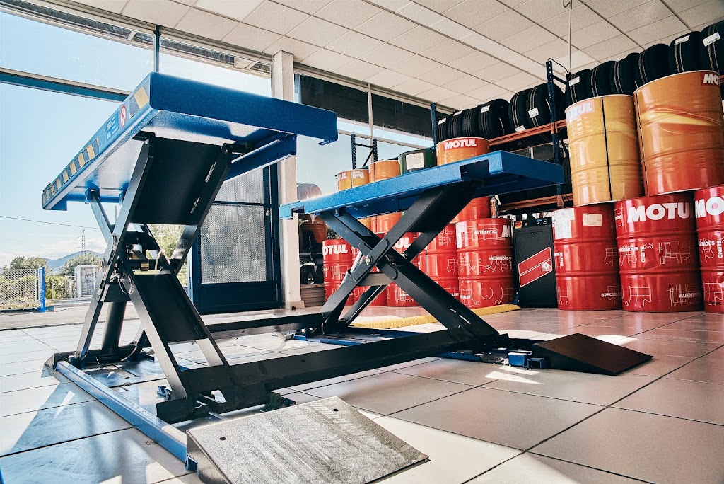 Bosch Car Service Talleres Periago S L — Interior