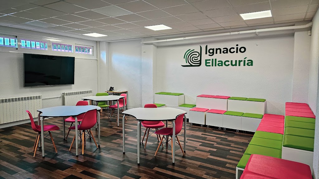 Centro Integral de Formacion Profesional a distancia Ignacio Ellacuria — Del propietario