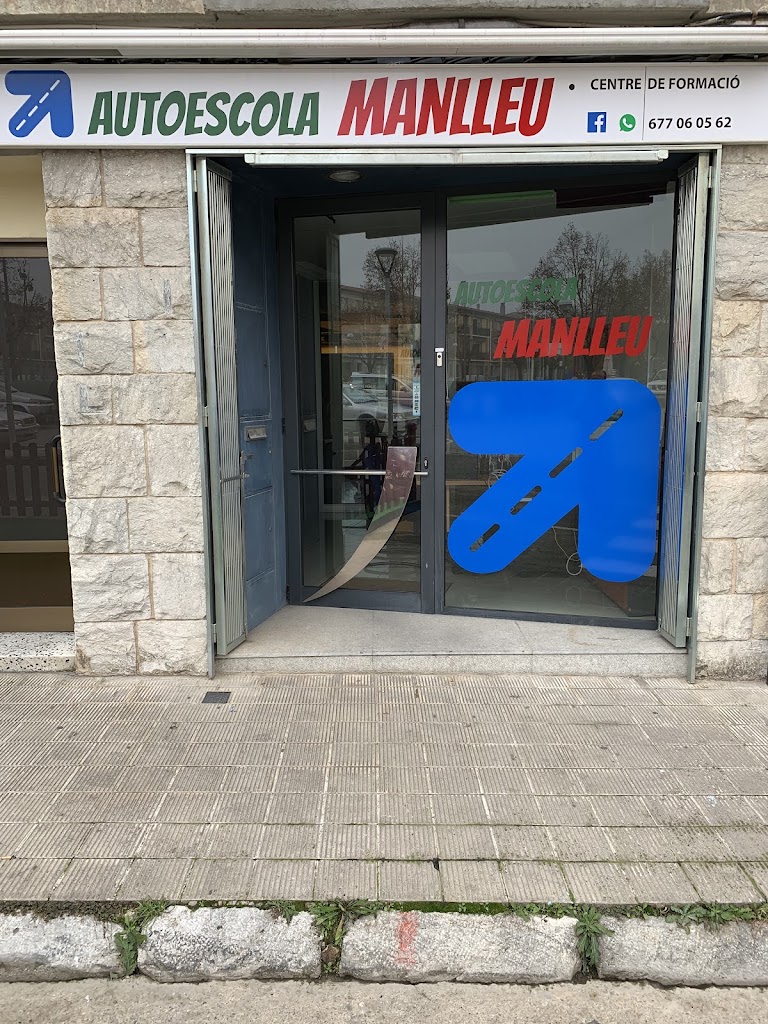 Autoescola Manlleu — Del propietario