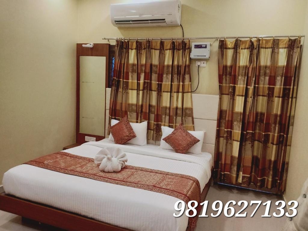 R K APARTMENT 3 BEDROOM WITH KITCHEN AND BALCONY AND 2 BEDROOM WITH KITCHEN (HOMESTAY)