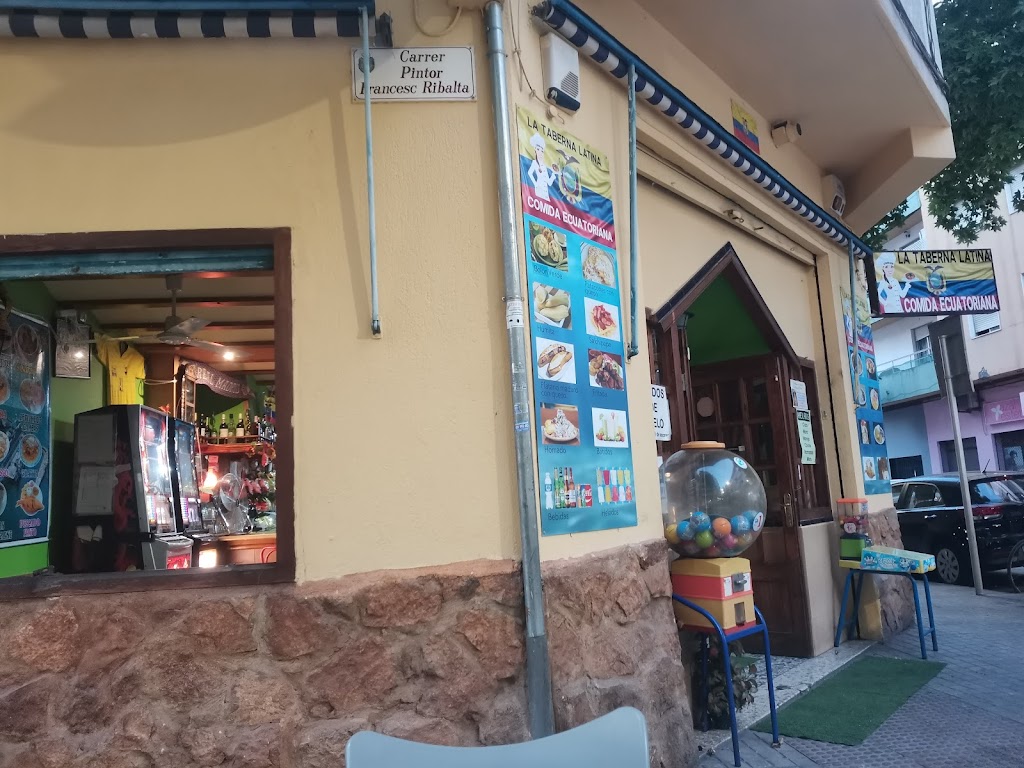 Bar Restaurante Ecuatoriano La Taberna Latina.