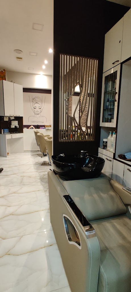 Tresstalk Family Salon