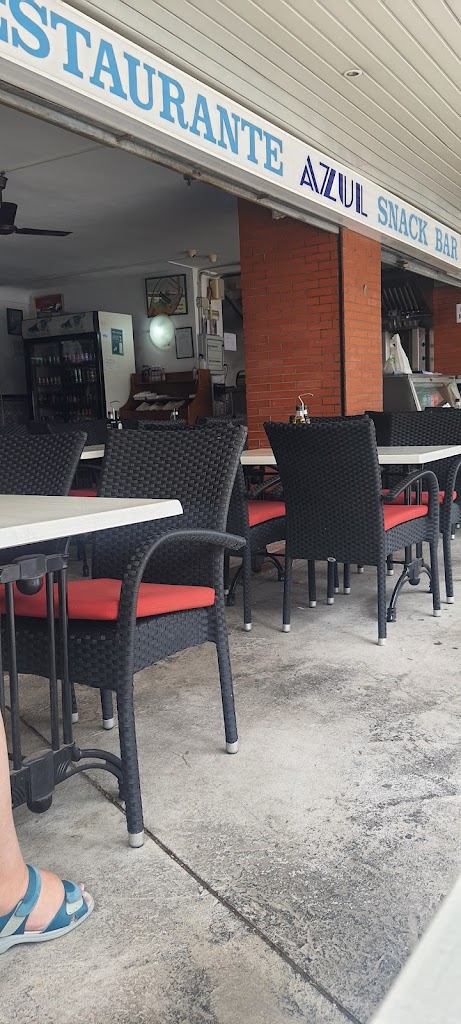 Azul Restaurant & Pizzeria — Ambiente