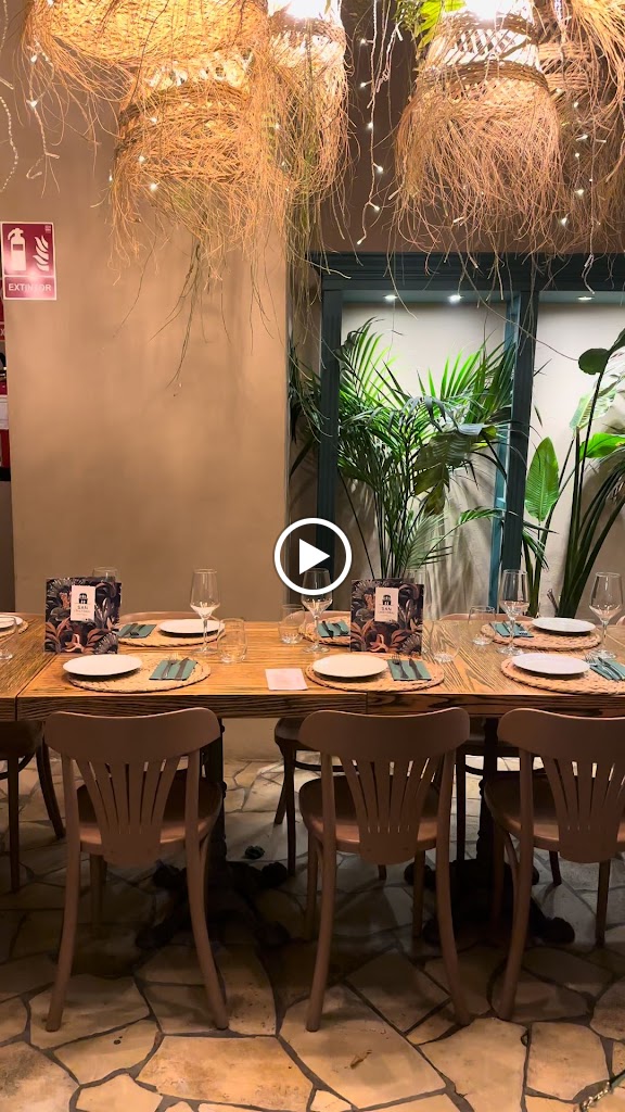 San Cristobal Gastrobar — Ambiente