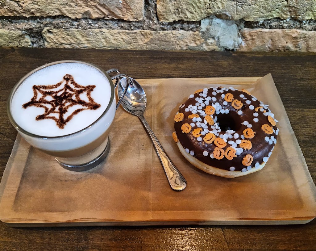 La Picara Cafe — Capuchino