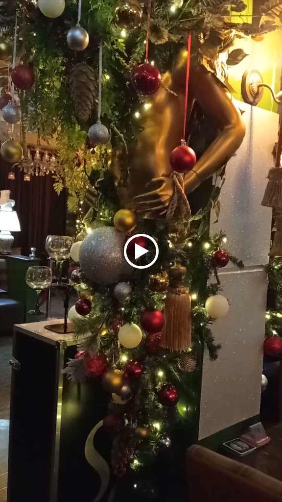 The Med Bistro & Bar — Ambiente