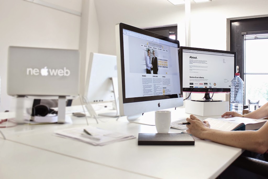 Neoweb