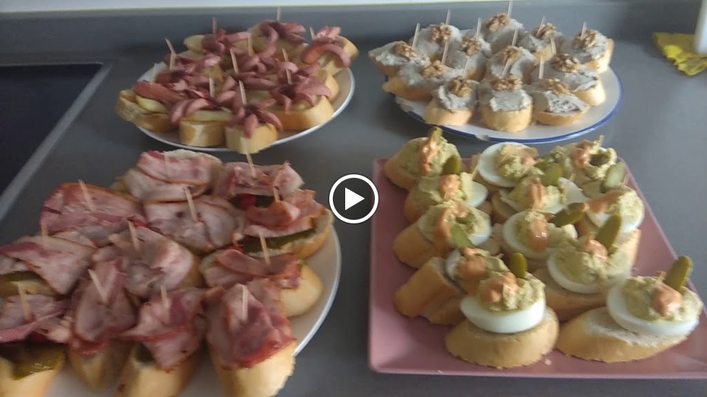 El Cafe de Gines — Videos