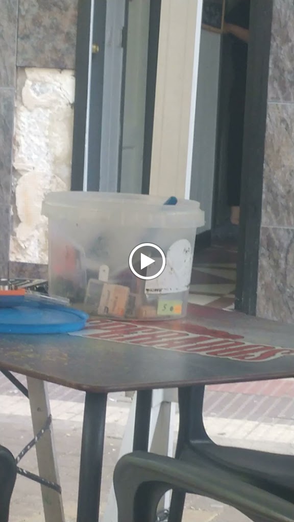 Bar Chena Cerveceria — Videos
