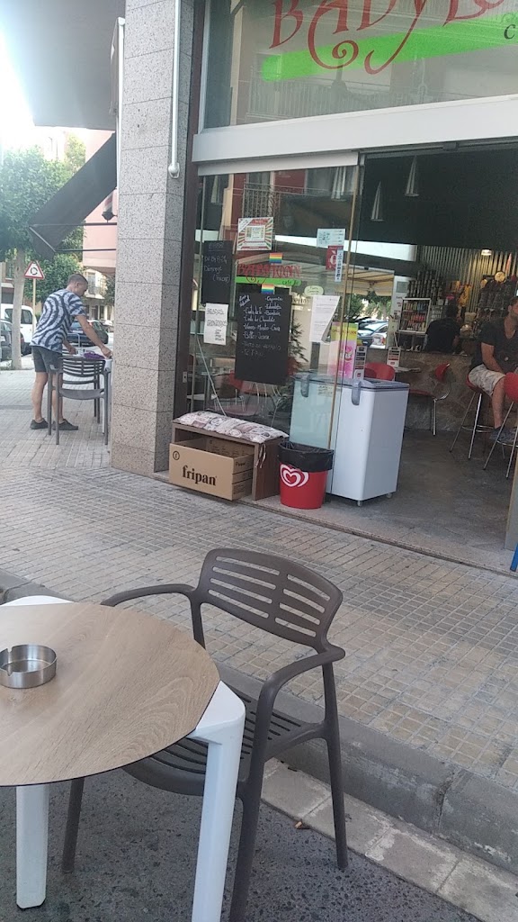 Babylon Cafe — Ambiente