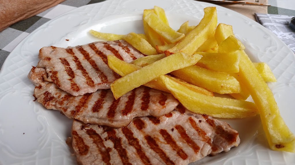Meson Restaurante Juan Antonio — Churrasco