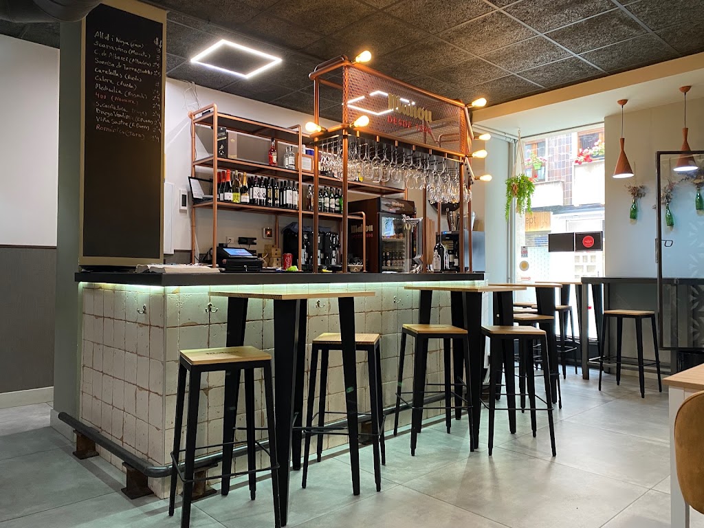 Tomate Bistro — Ambiente