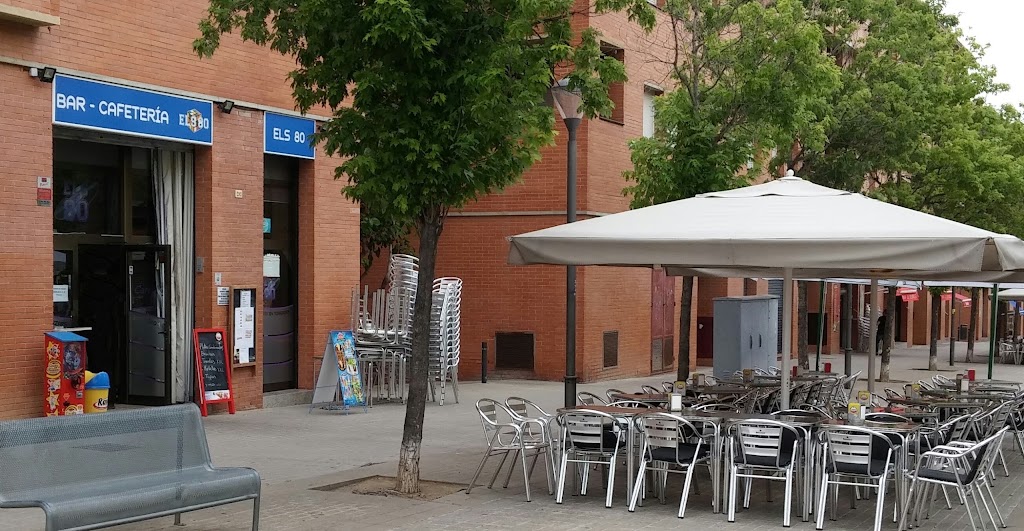 Els 80 Bar Cafeteria — Ambiente