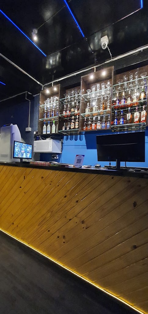 Shanghai Restaurant Cum Bar
