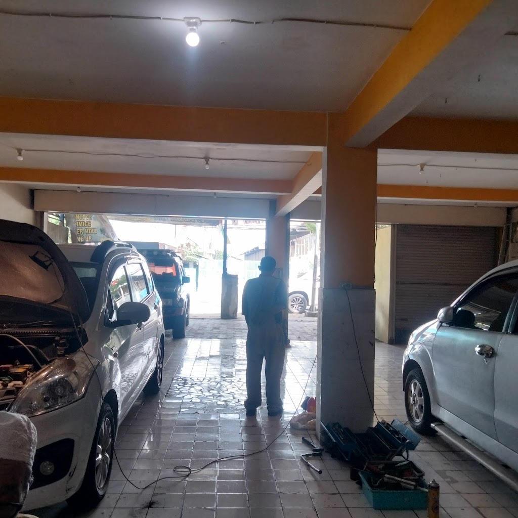 Bengkel Mobil New ARM Motors
