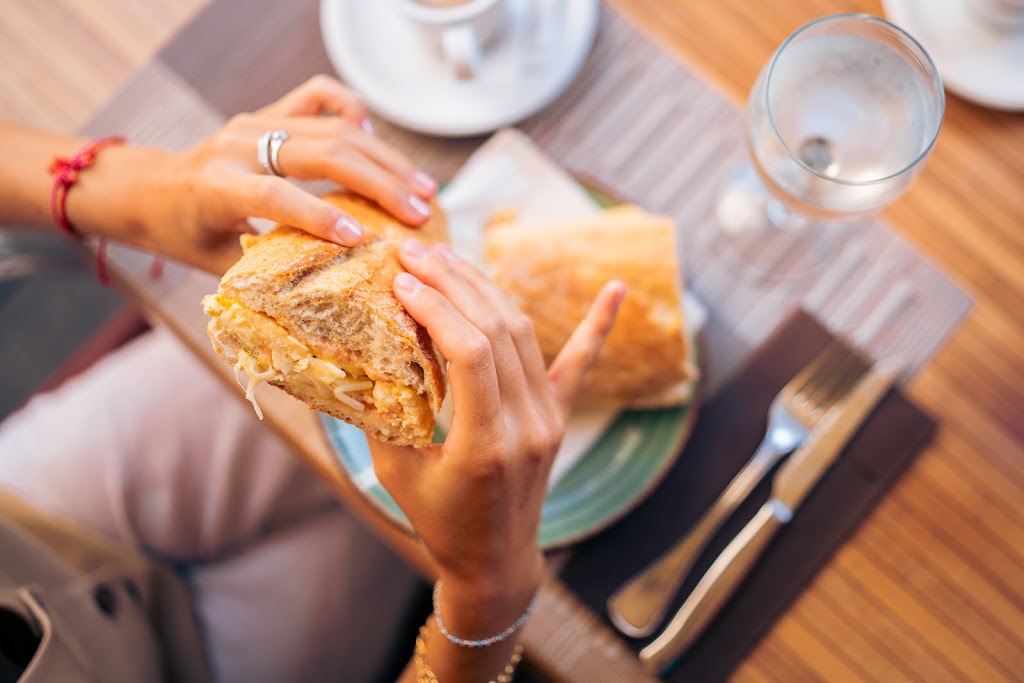 Els Llauradors Benicassim — Comida y bebida