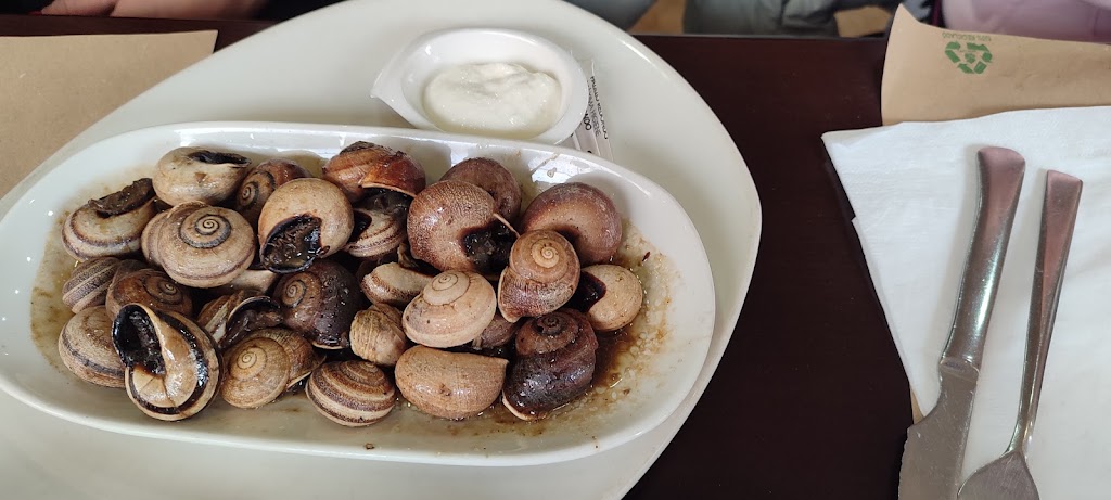 Restaurant Cal Taribo — Comida y bebida