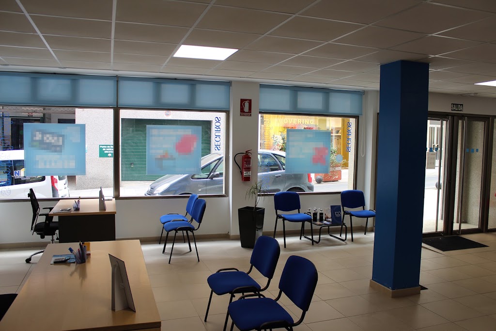 Agencia de Santalucia Seguros — Interior