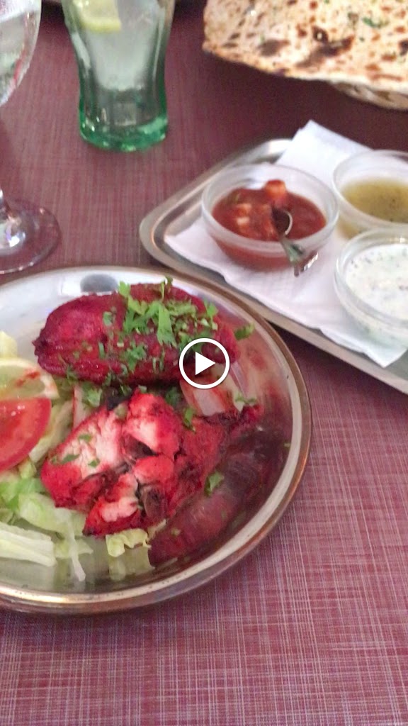 Restaurante Kathmandu Ibiza — Videos