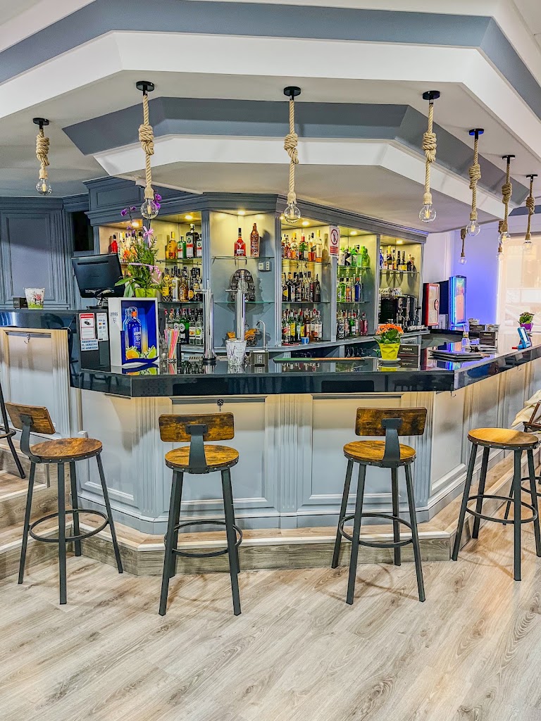 SILENCE BAR DE COPAS — Ambiente