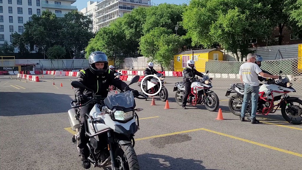 Autoescuela Zona F - Viladecans Centro — Videos