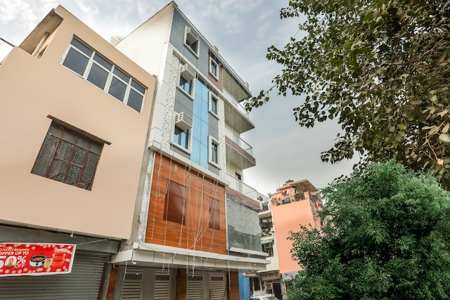 Oyo Anshun Residency Near M2K Cinemas Rohini