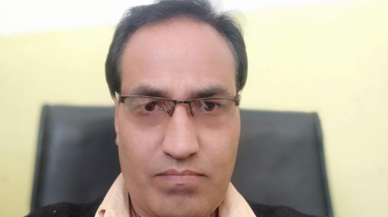 Dr. Dr Hemraj Meena Pulmonologist In Jhalawar