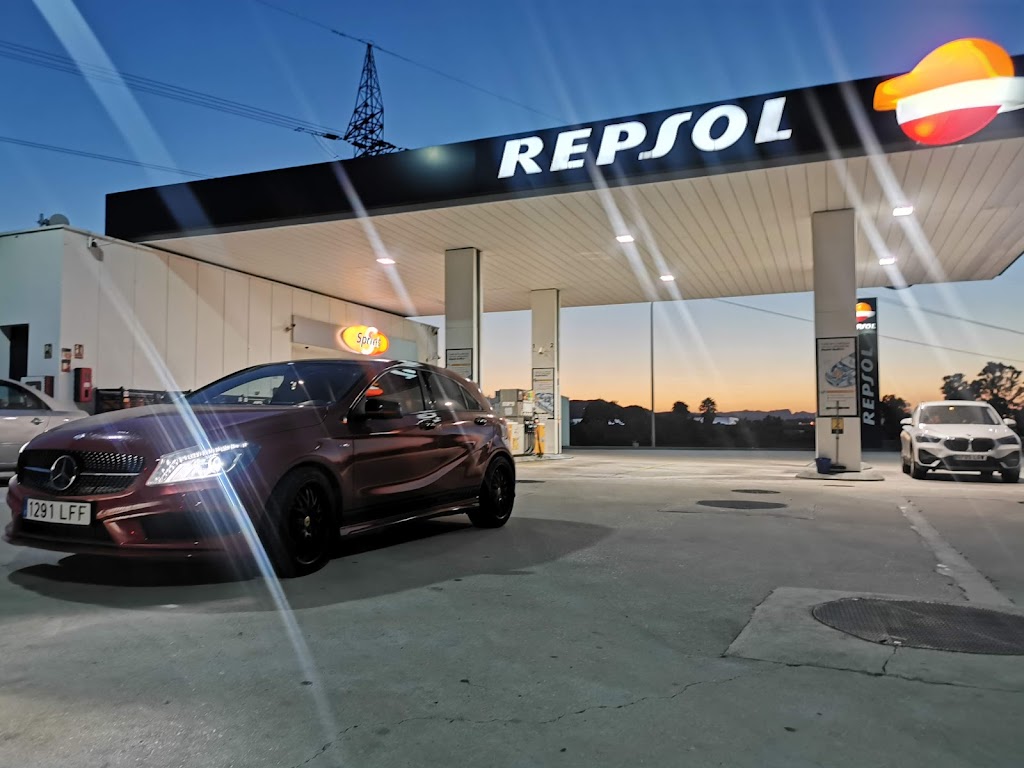 Estacion de Servicio Repsol — Estacion de servicio