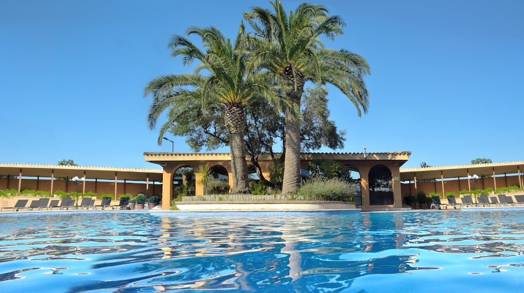 Lunas Resort Yoga & Spa