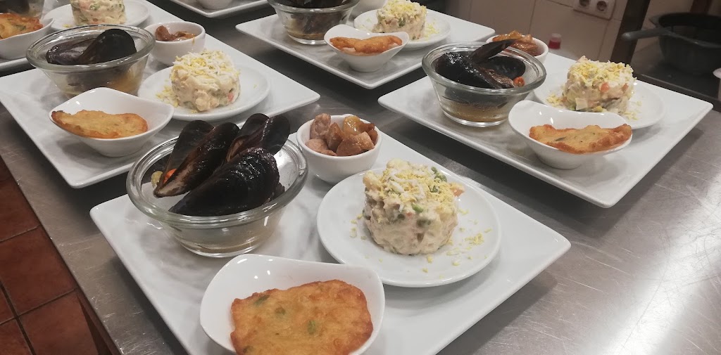 BARBADOS BAR CAFE — Comida y bebida