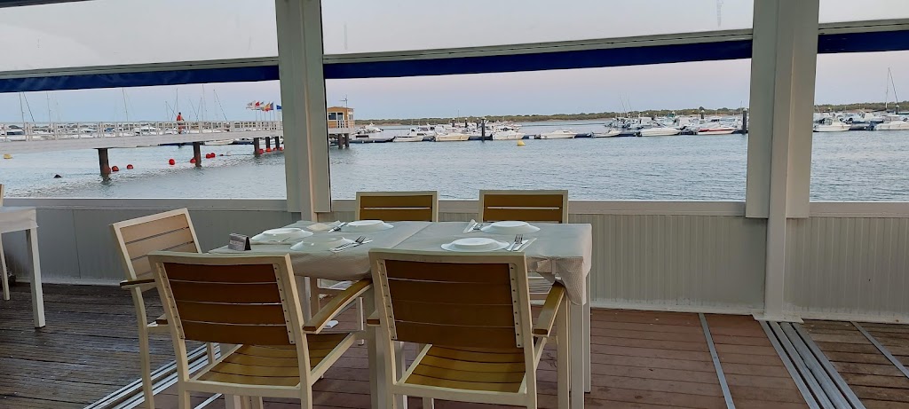 Bar Club Nautico San Miguel — Ambiente
