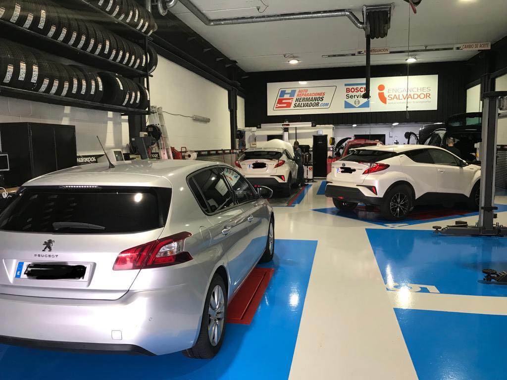 AUTO REP HNOS SALVADOR S.L. BOSCH CAR SERVICE — Del propietario