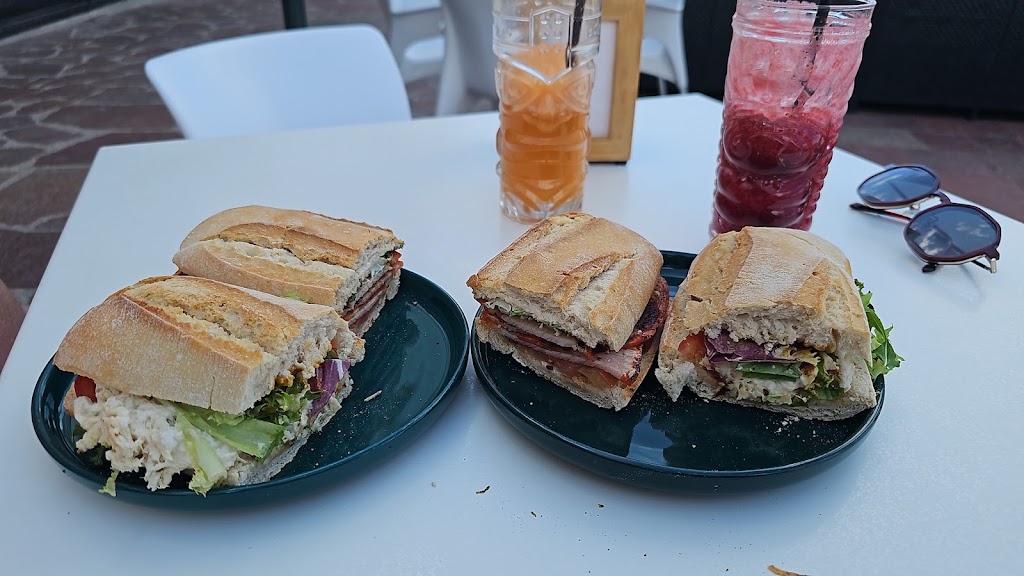 Cafeteria Macedonia Fruit Cafe — Mas recientes