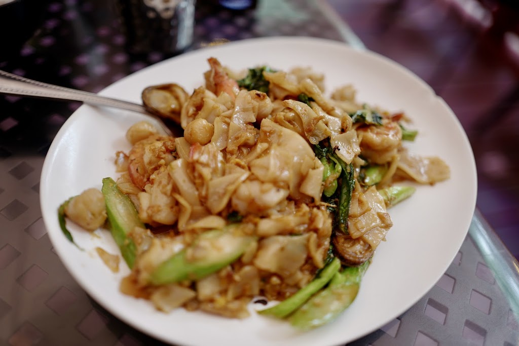 Olay's Thai Lao Cuisine