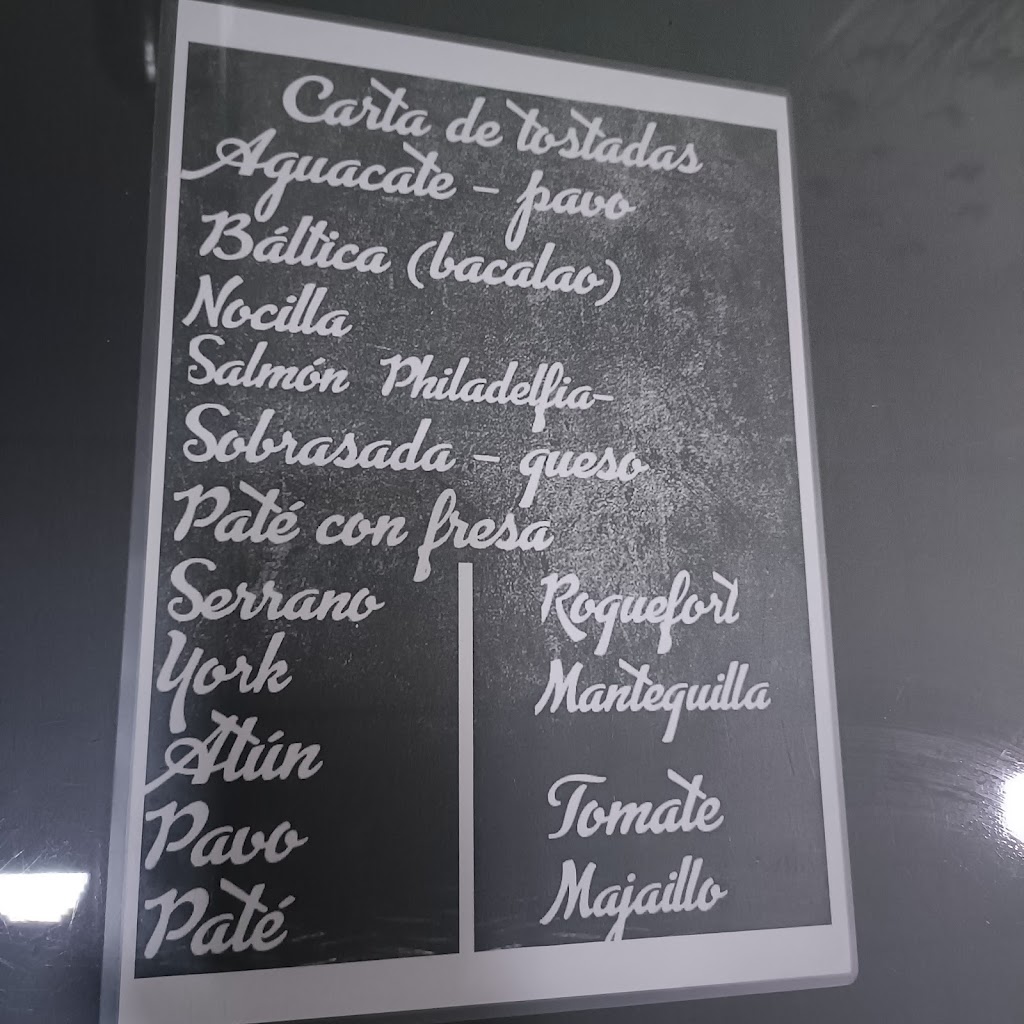 Cafeteria El Sotano — Carta