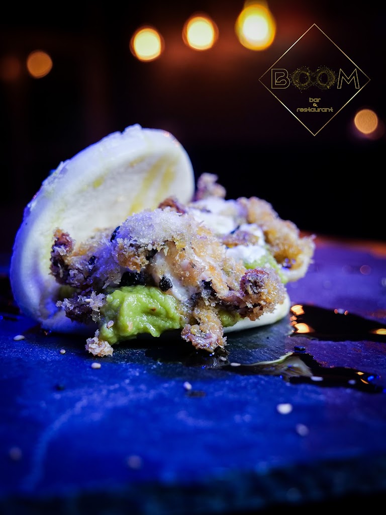 Boom Bar — Comida y bebida