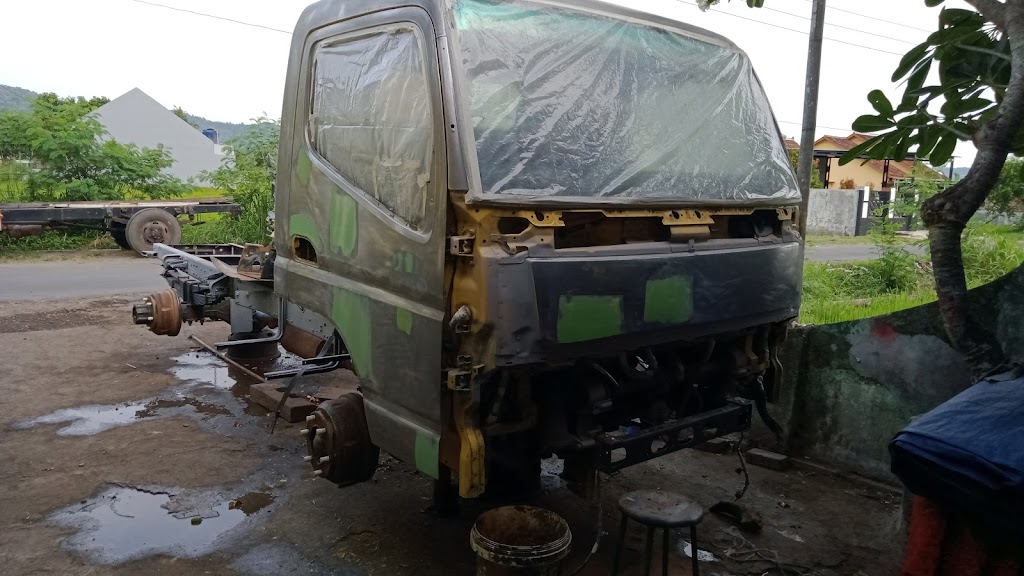 bengkel mobil truk dan jasa angkutan baramg